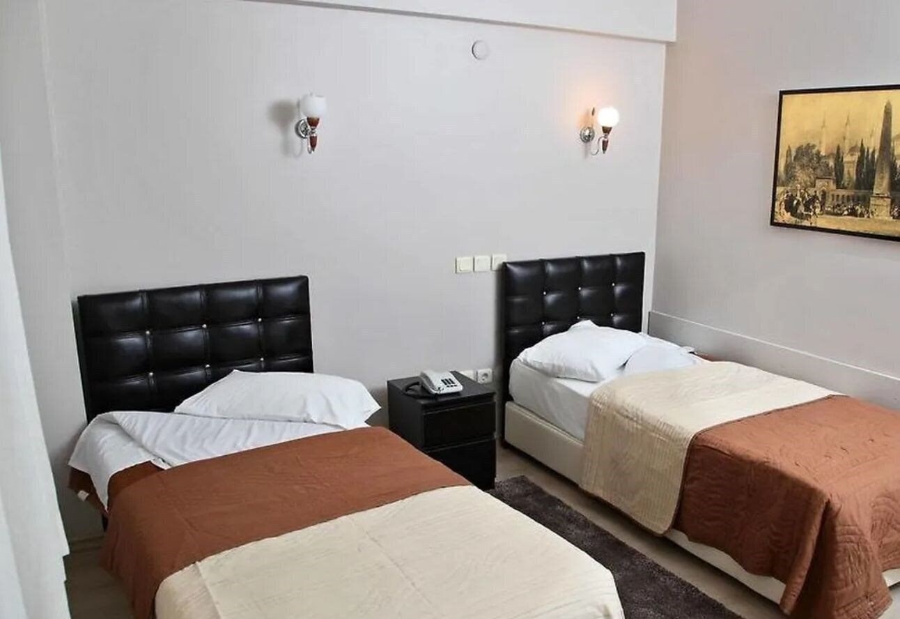 Фотография Tanin Hotel 2*